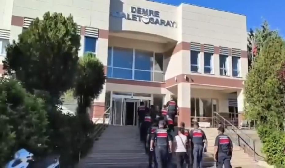 Villa ve Bungalov Kiralama Dolandırıcılığı: 2 Şüpheli Tutuklandı