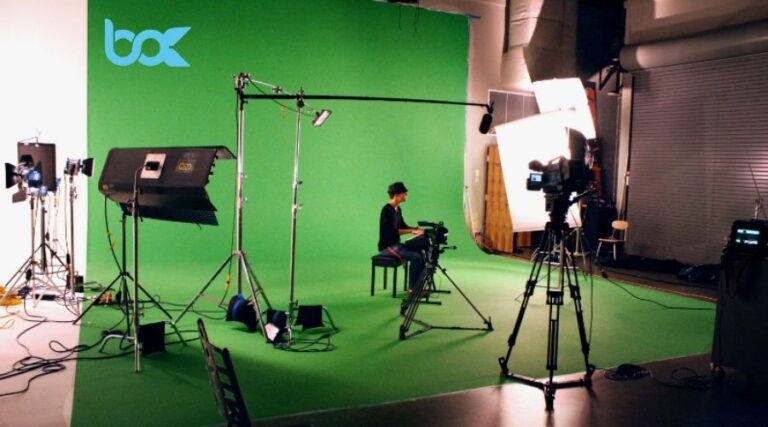 Antalya’nın Dijital Dünyasında Box Bilişim: Profesyonel Çözümler ve Yaratıcı Hizmetler