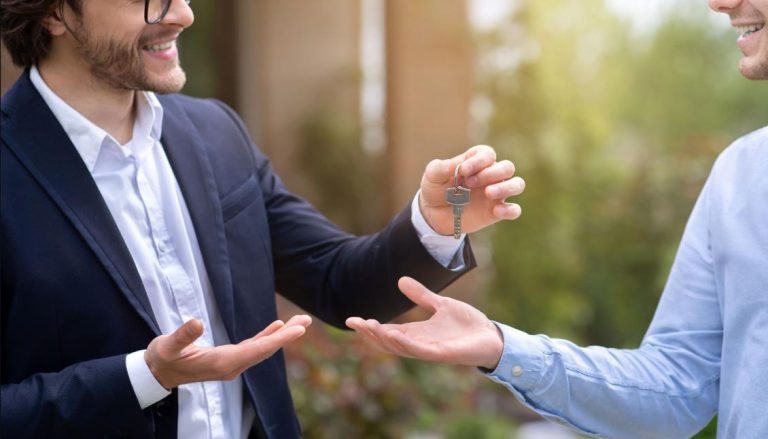 Gayrimenkul Emlak İçin Yapay Zeka Asistanı Chatbot