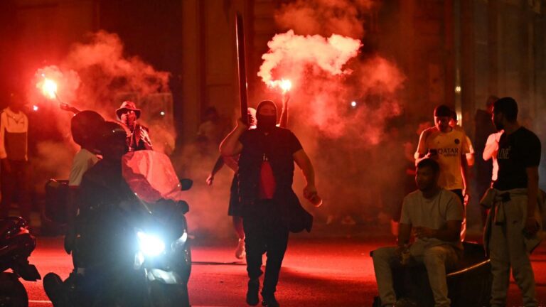 Fransız bakan PSG’nin zaferini kutlayanlara ‘barbar’ dedi