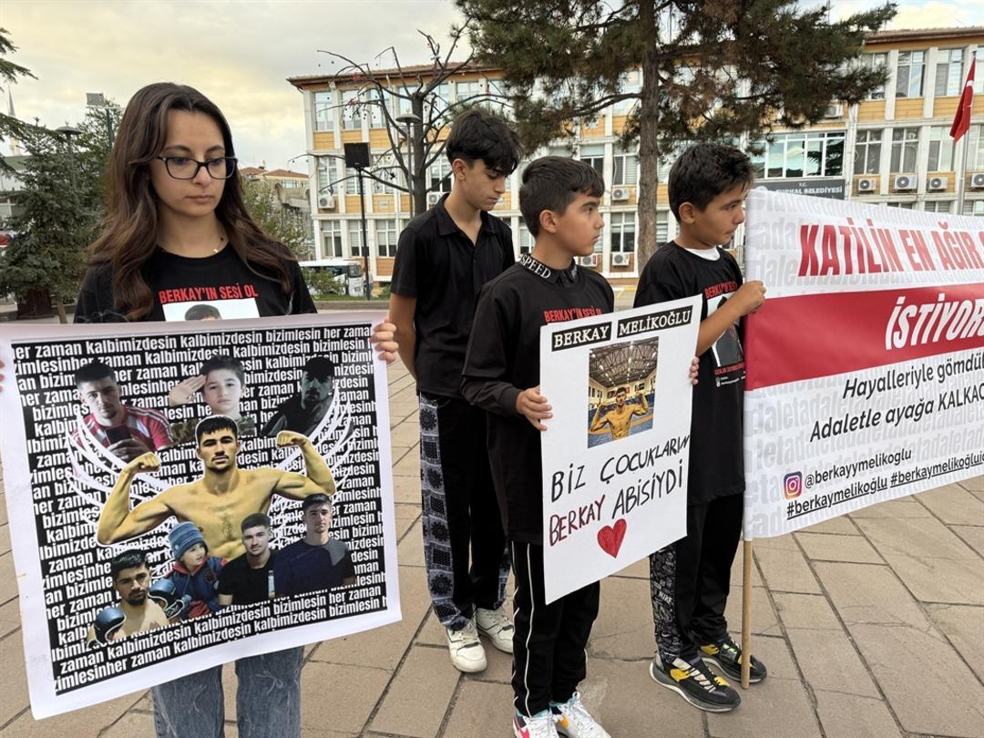 17 yaşında suikaste uğrayan Berkay'ın ailesi adalet istiyor: