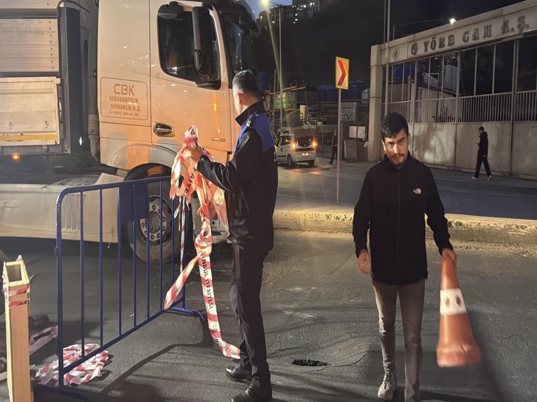 Kağıthane ana yolundaki yol çöktü 3