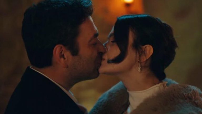 Ozan Akbaba ve Sinem Ünsal’ın öpüşme sahnesi konuşuldu! Uzak Şehir’e eleştiri